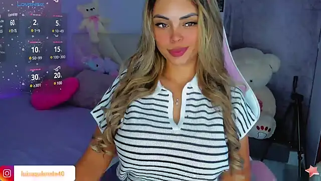 Snapshot of Gabby_prieto chatting on 4, 3, 2025 Gabby prieto online show from 4, 3, 2025