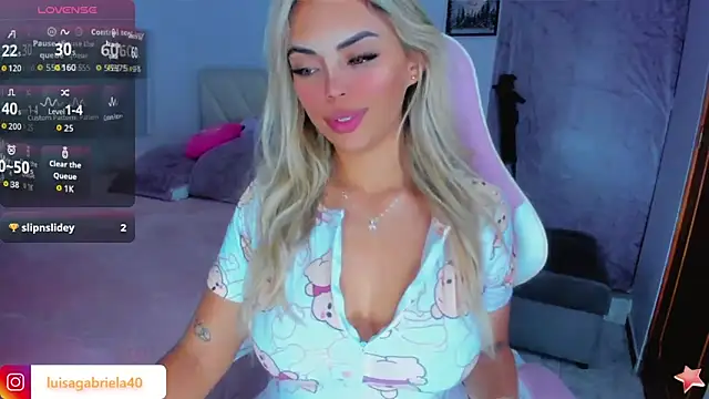 Snapshot of Gabby_prieto chatting on 31, 10, 2025 Gabby prieto online show from 31, 10, 2025