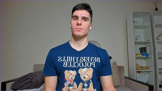 Snapshot of sam_huston chatting on 5, 3, 2025 sam huston online show from 5, 3, 2025