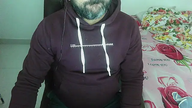Snapshot of rentarob chatting on 13, 2, 2025 rentarob online show from 13, 2, 2025