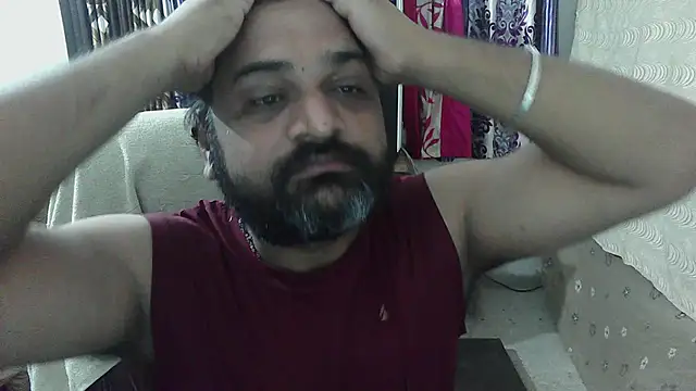 Snapshot of rentarob chatting on 15, 10, 2025 rentarob online show from 15, 10, 2025