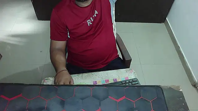 Snapshot of rentarob chatting on 21, 4, 2026 rentarob online show from 21, 4, 2026