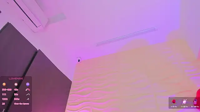 LucianaCarter online show from 15, 2, 2025