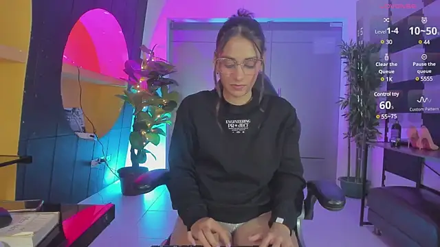 LucianaCarter online show from 11, 3, 2025