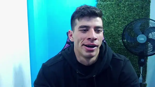 Snapshot of DEIBY_BABY chatting on 3, 1, 2025 DEIBY BABY online show from 3, 1, 2025