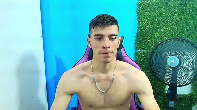 Snapshot of DEIBY_BABY chatting on 29, 1, 2025 DEIBY BABY online show from 29, 1, 2025