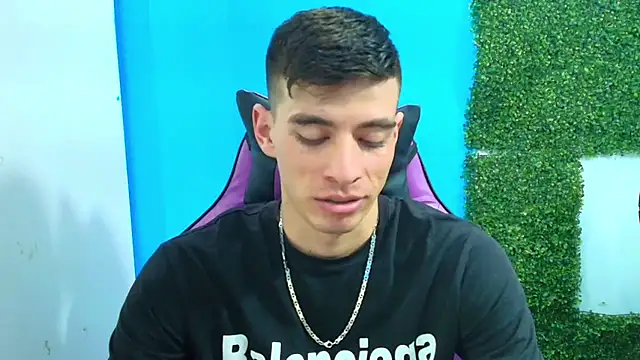 Snapshot of DEIBY_BABY chatting on 29, 1, 2025 DEIBY BABY online show from 29, 1, 2025