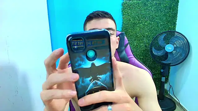 Snapshot of DEIBY_BABY chatting on 31, 1, 2025 DEIBY BABY online show from 31, 1, 2025