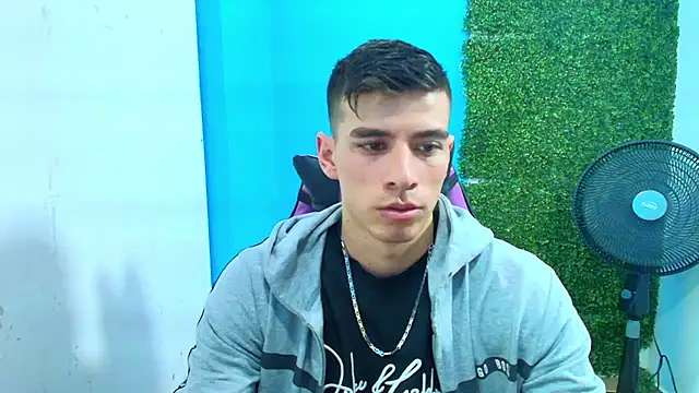 Snapshot of DEIBY_BABY chatting on 31, 1, 2025 DEIBY BABY online show from 31, 1, 2025