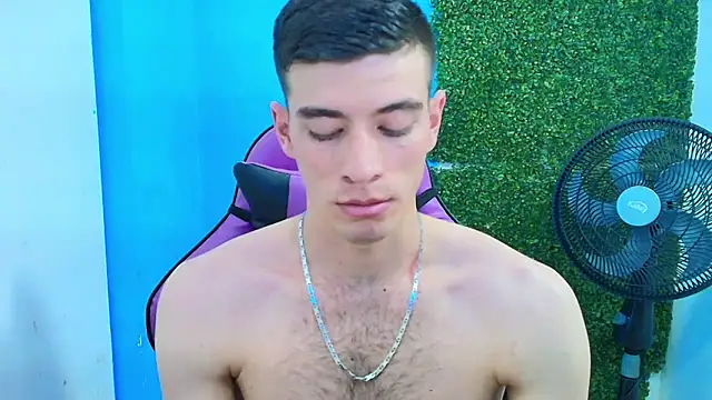 Snapshot of DEIBY_BABY chatting on 18, 2, 2025 DEIBY BABY online show from 18, 2, 2025