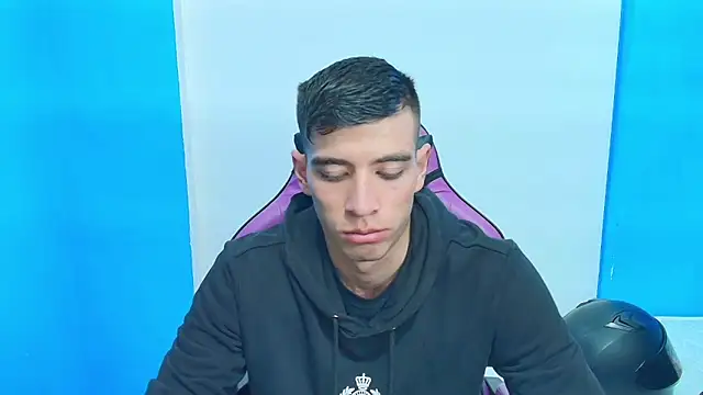 Snapshot of DEIBY_BABY chatting on 6, 3, 2025 DEIBY BABY online show from 6, 3, 2025