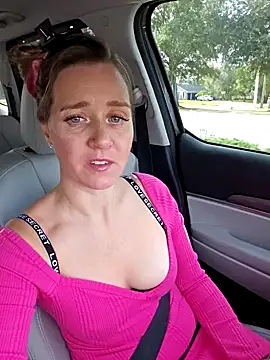 SkyelarSommer online show from 15, 12, 2025