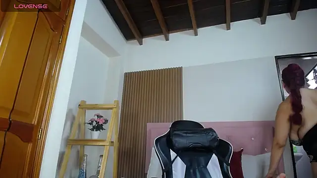 Snapshot of victoria__milf_ chatting on 11, 2, 2025 victoria milf online show from 11, 2, 2025