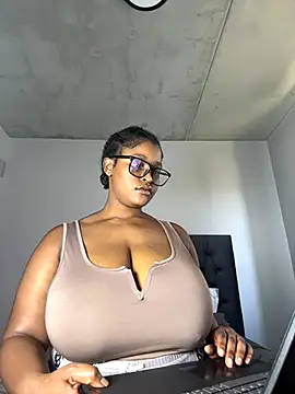 KnockoutBestie online show from 4, 12, 2024