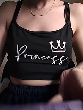 LissaThompsom online show from 10, 2, 2026