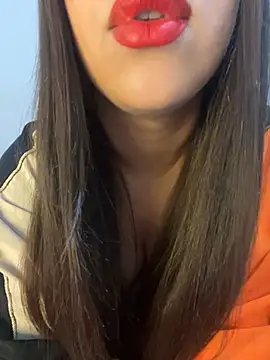 Mayacrayzi online show from 5, 2, 2025