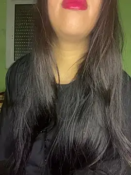 Mayacrayzi online show from 5, 2, 2026