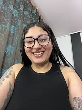 Snapshot of croftsmila chatting on 14, 2, 2026 croftsmila online show from 14, 2, 2026