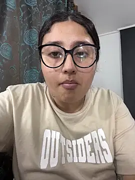 Snapshot of croftsmila chatting on 28, 2, 2026 croftsmila online show from 28, 2, 2026