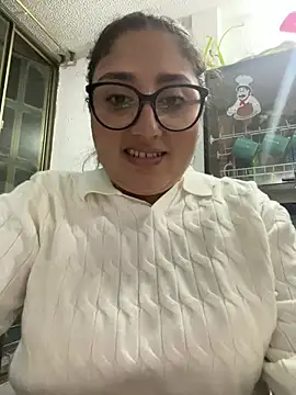Snapshot of croftsmila chatting on 13, 7, 2026 croftsmila online show from 13, 7, 2026