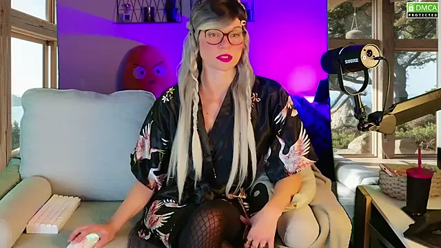 Snapshot of Kittychatte chatting on 12, 10, 2025 Kittychatte online show from 12, 10, 2025