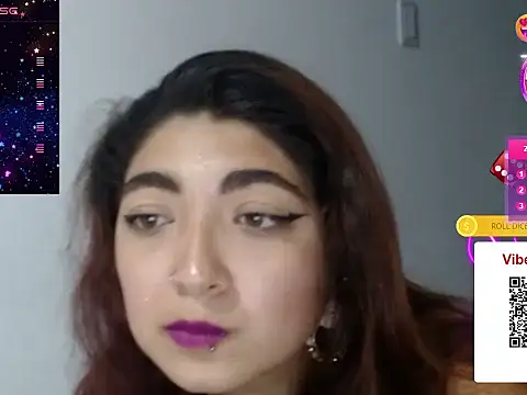 Snapshot of esteni chatting on 7, 12, 2024 esteni online show from 7, 12, 2024
