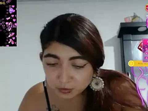 Snapshot of esteni chatting on 27, 12, 2024 esteni online show from 27, 12, 2024