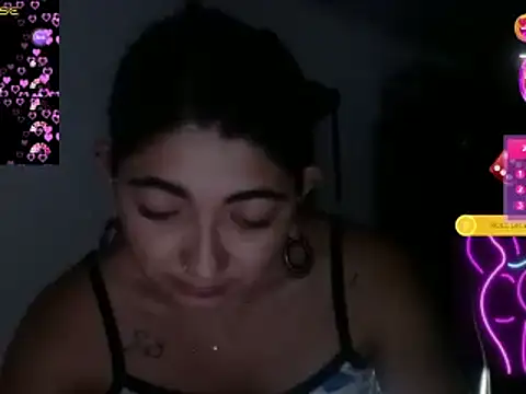 Snapshot of esteni chatting on 7, 1, 2025 esteni online show from 7, 1, 2025