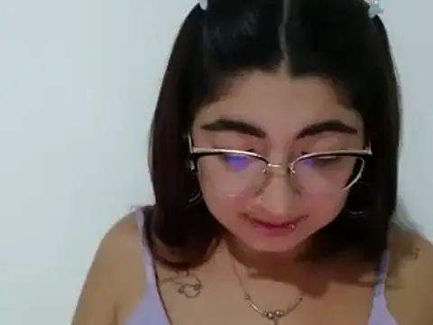 Snapshot of esteni chatting on 1, 3, 2025 esteni online show from 1, 3, 2025
