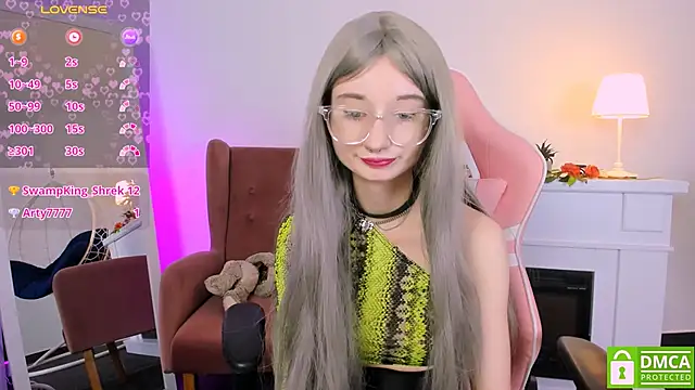 Katia Kim online show from 13, 2, 2025