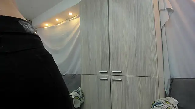 Snapshot of Mhelanny2 chatting on 18, 2, 2026 Mhelanny2 online show from 18, 2, 2026