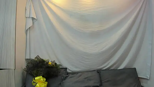 Snapshot of Mhelanny2 chatting on 20, 2, 2026 Mhelanny2 online show from 20, 2, 2026