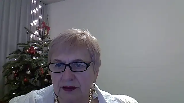 SweetCherry27 online show from 6, 1, 2026