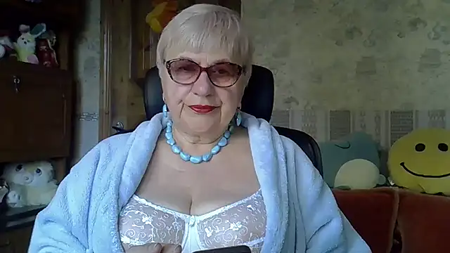 Snapshot of SweetCherry27 chatting on 23, 4, 2026 SweetCherry27 online show from 23, 4, 2026