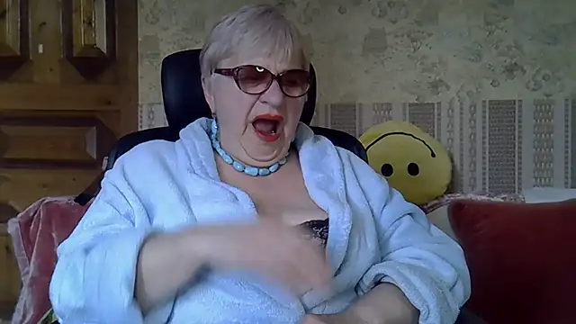 Snapshot of SweetCherry27 chatting on 1, 5, 2026 SweetCherry27 online show from 1, 5, 2026