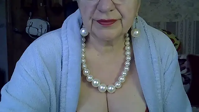 Snapshot of SweetCherry27 chatting on 10, 5, 2026 SweetCherry27 online show from 10, 5, 2026