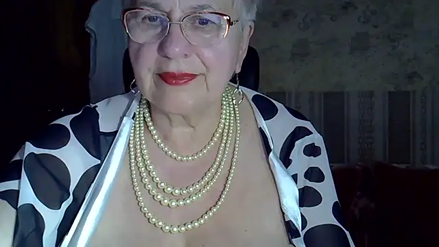 Snapshot of SweetCherry27 chatting on 23, 5, 2026 SweetCherry27 online show from 23, 5, 2026
