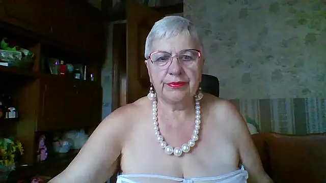 Snapshot of SweetCherry27 chatting on 17, 7, 2026 SweetCherry27 online show from 17, 7, 2026
