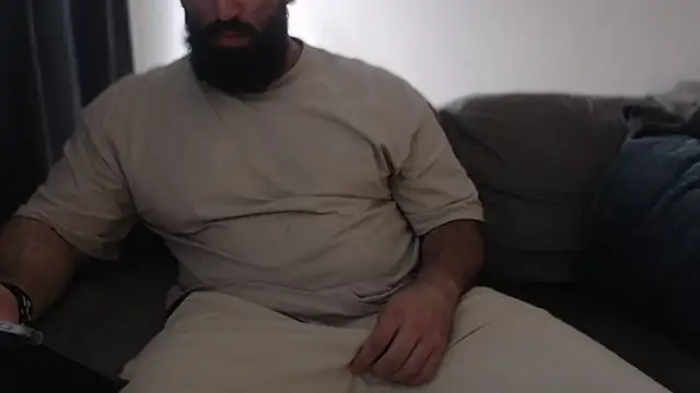 hugemachohandsome online show from 14, 12, 2025