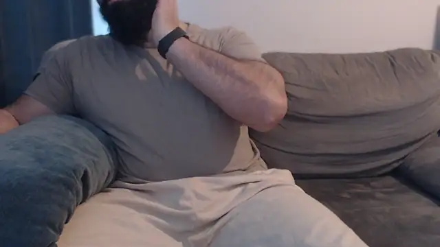 hugemachohandsome online show from 11, 2, 2026