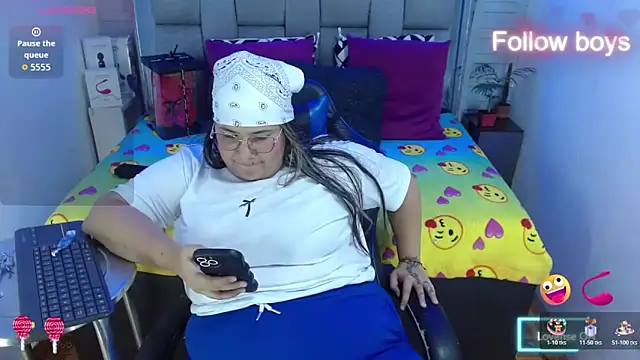 evelin zaens online show from 26, 10, 2025