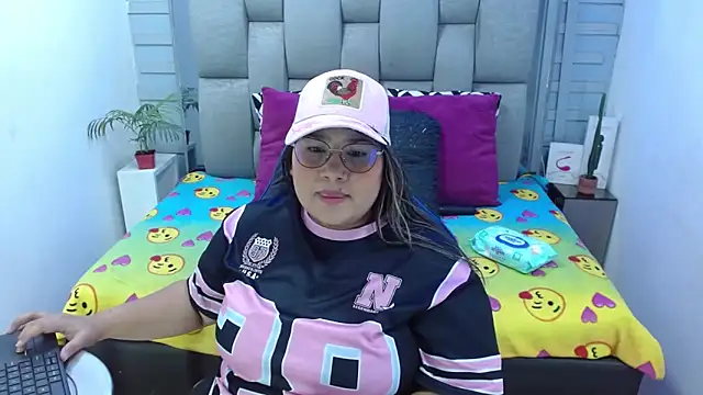 evelin zaens online show from 9, 3, 2026