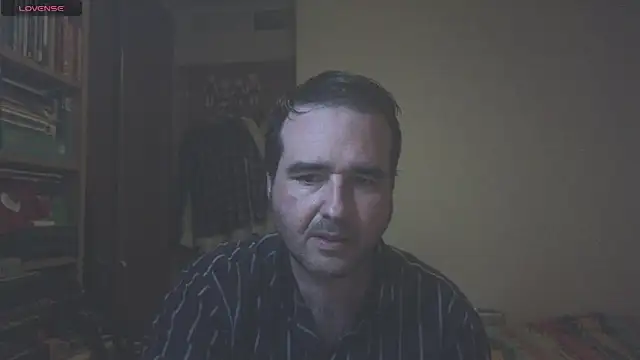 Snapshot of curiosillo83 chatting on 2, 2, 2025 curiosillo83 online show from 2, 2, 2025