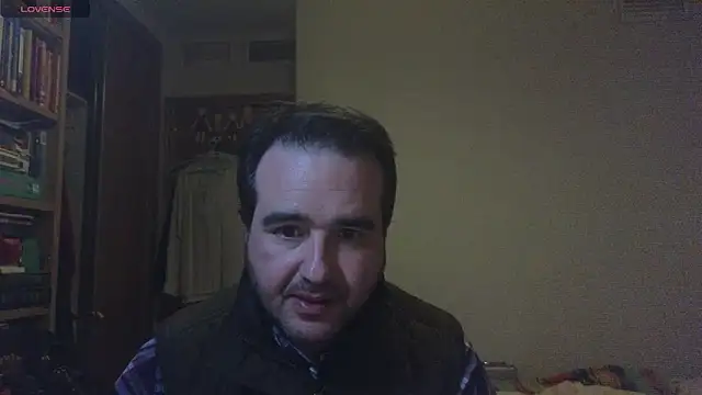Snapshot of curiosillo83 chatting on 3, 2, 2025 curiosillo83 online show from 3, 2, 2025