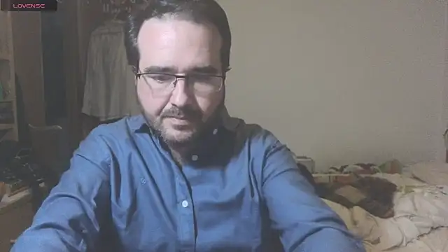 Snapshot of curiosillo83 chatting on 11, 2, 2025 curiosillo83 online show from 11, 2, 2025