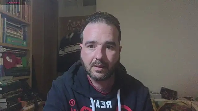 Snapshot of curiosillo83 chatting on 15, 2, 2025 curiosillo83 online show from 15, 2, 2025