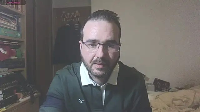Snapshot of curiosillo83 chatting on 19, 2, 2025 curiosillo83 online show from 19, 2, 2025