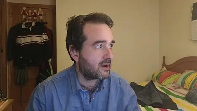 curiosillo83 online show from 26, 3, 2026