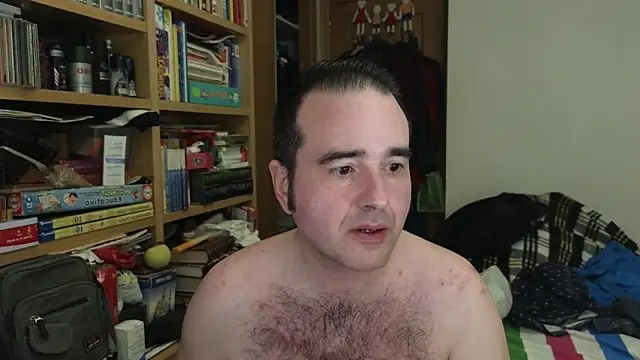 Snapshot of curiosillo83 chatting on 19, 4, 2026 curiosillo83 online show from 19, 4, 2026