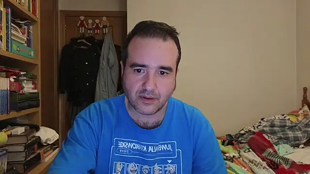 Snapshot of curiosillo83 chatting on 29, 4, 2026 curiosillo83 online show from 29, 4, 2026